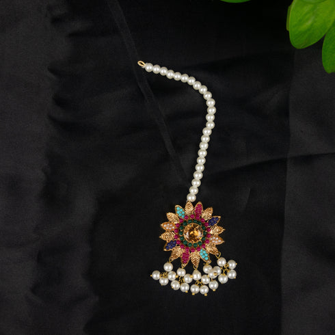 Stylish Kundan Choker set D230